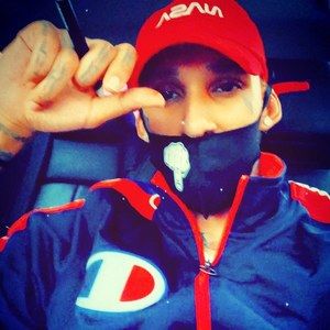 Meet your Posher, Julio